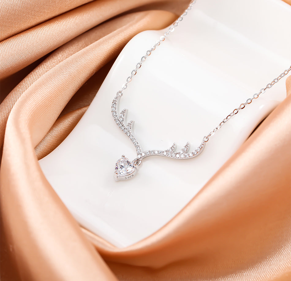S925 Sterling Silver Deer Necklace – Elegant & Nature-Inspired Jewelry